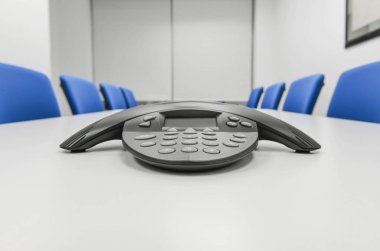 IP konferans telefon toplantı salonu