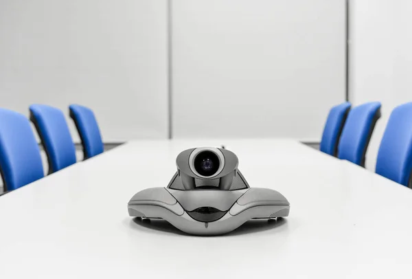 Video Conference Device in the meeting room for teleconference — Stock Photo, Image