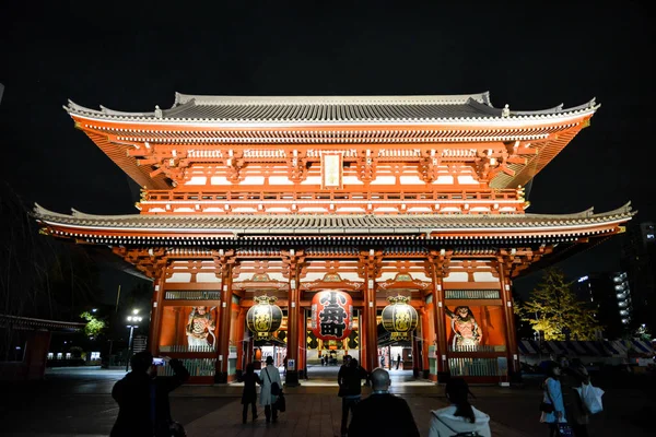 Sensoji veya Asakusa Kannon Tapınağı, gece