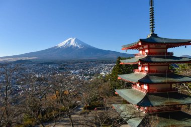 Chureito pagoda ve mount Fuji