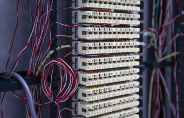 Telefon santralleri için bağlantı teknolojisi