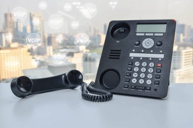Başka bir cihaza bağlamak IP telefon kavram teknoloji için Fotoğraf Dükkanı simgesiyle