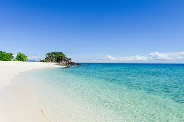 Praia Areia Branca Bonita Mar Azul Ilha Koh Khai Satun — Fotografia de Stock