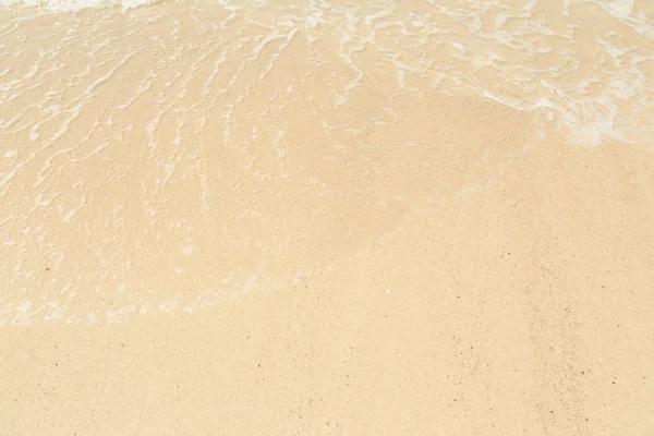 Bolle Dalle Onde Del Mare Sulla Spiaggia — Foto Stock