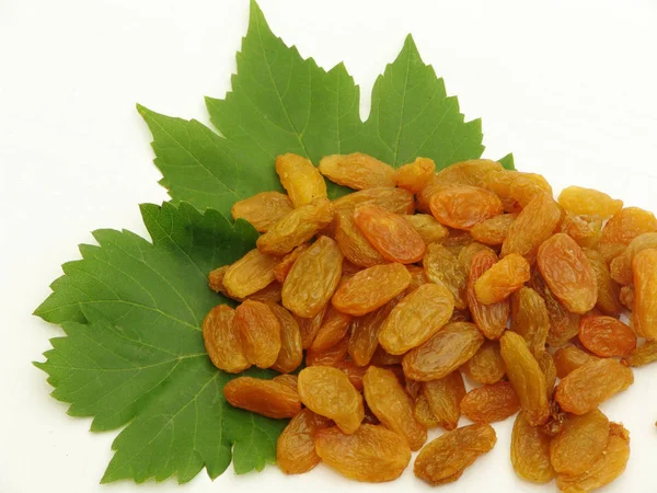 Kuru, Kuru üzüm, üzüm yaprakları