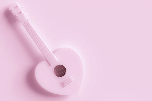 우쿨렐레 달콤한 핑크 하트 파스텔 컬러 — 스톡 사진