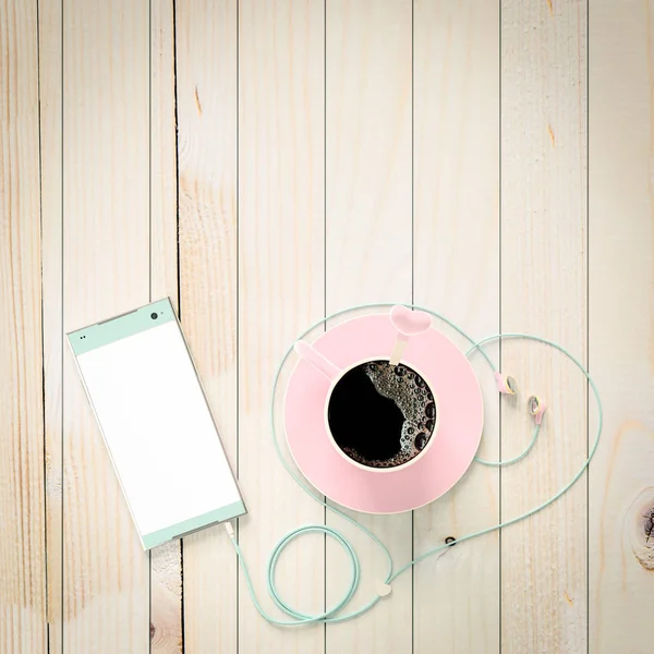 Bevanda Caffè Nera Vista Dall Alto Con Auricolare Smartphone Tavolo — Foto Stock