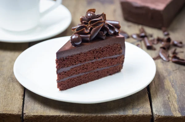 Κέικ φοντάν σοκολάτας. Διακοσμήστε με μπούκλα της μαύρης σοκολάτας. Το l — Φωτογραφία Αρχείου