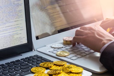 Modern Döviz ve bitcoin glob uygun ödeme şekli