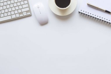 Beyaz Resepsiyon Kırtasiye dizüstü bilgisayar, akıllı telefon ve diğer zekâ