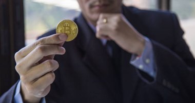 Modern Döviz ve bitcoin glob uygun ödeme şekli