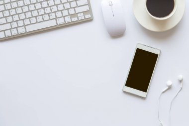 Beyaz Resepsiyon Kırtasiye dizüstü bilgisayar, akıllı telefon ve diğer zekâ