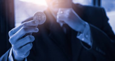 Modern Döviz ve bitcoin glob uygun ödeme şekli