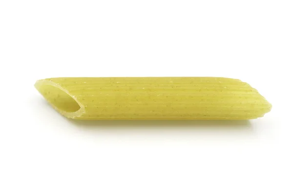 在特写镜头宏观顶部的白色孤立背景上自制铅笔面食 佩恩长得像管子 呈黄色 意大利面意大利面意大利面是意大利传统的美味食品 — 图库照片