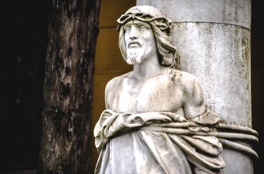 sınırlanmış İsa bağlı