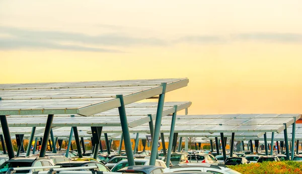 güneş paneli Park gölgelik