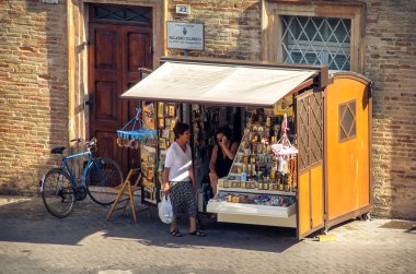 Hediyelik eşya durak Ziyafet İtalya