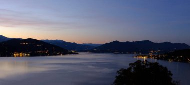 Lake maggiore gece panorama
