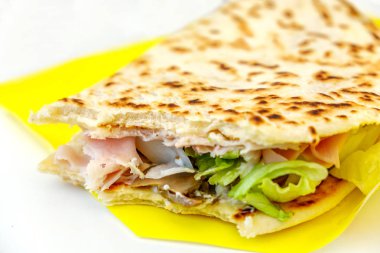 piadina romagnola italyan düz ekmeği