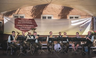 South tyrol grup müzisyenler Alto Adige geleneksel şarkıları çalmak