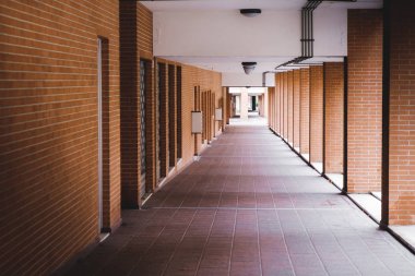 kat mülkiyeti tünelin sonunda ışık bina modern portico Galeri