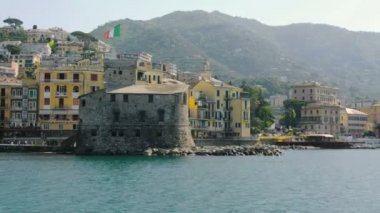 Rapallo - Genova - İtalya - Rapallo Ligurya Köyü kale tigullio Körfezi bir kruvaziyer gemide