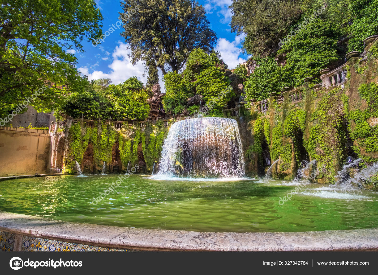 Lazio Region Landmarks Villa D Este Gardens Oval Fountain Or