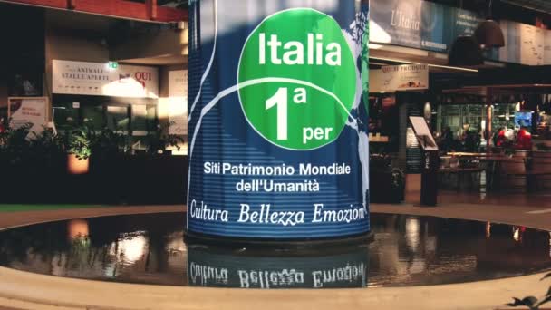 Celebratory welcome totem Italy first in world for unesco heritage sites in culture beauty emotions artistic heritage in Fico Eataly Bologna — 图库视频影像