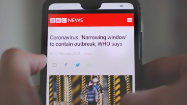 Akıllı telefondan Coronavirus covid-19 haberini okuyun.