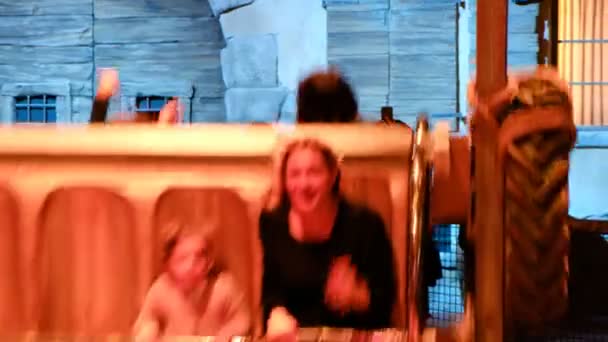 Amusement park family background swing boat pendulum ride background — Stock Video