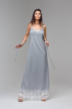 Uzun gri dantel iyi sicilini Studio model