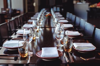 Tablo lokantada Ziyafet için ayarla