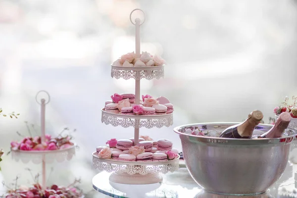 Snack dolci e champagne — Foto Stock