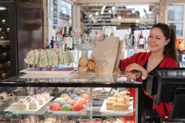 Tatlılar çalışan paketleri