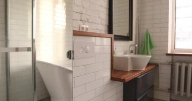 Modern beyaz banyo panorama atış