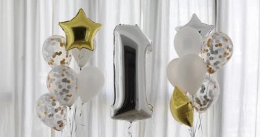 1 yıllık doğum günü, yıldönümü için dekorasyon