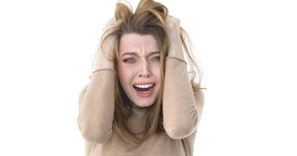 Close up de uma jovem estressada gritando — Fotografia de Stock