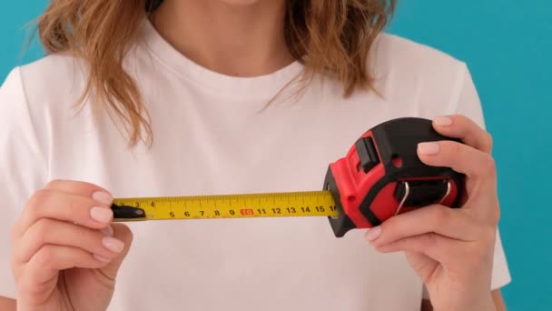 Crop woman with measuring tape — Stock Video