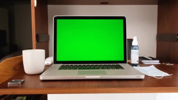 Niemand thuis die laptop gebruikt — Stockvideo