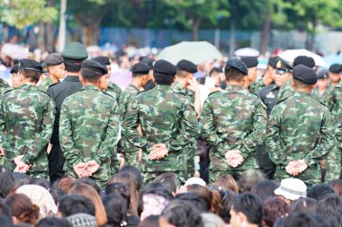 9 alayı Kraliyet lojistik bölümlerinde bir asker, standları 