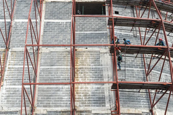 The construction worker — Stock Photo, Image