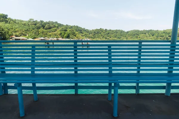 Cadeiras rema em navio de ferry — Fotografia de Stock