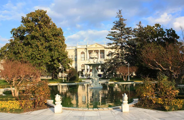 Palazzo Dolmabahce a Istanbul — Foto Stock
