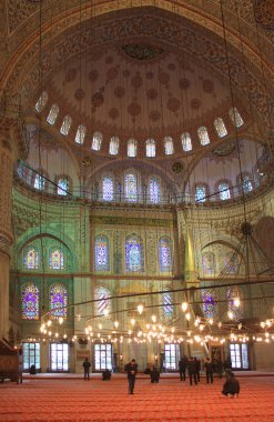  Istanbul'da Sultanahmet Camii iç