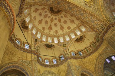 Istanbul'da Sultanahmet Camii tavan