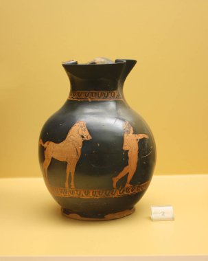 Atina - 5 Şubat 2017. Antik Yunan vazo içinde Atina Agora Müzesi