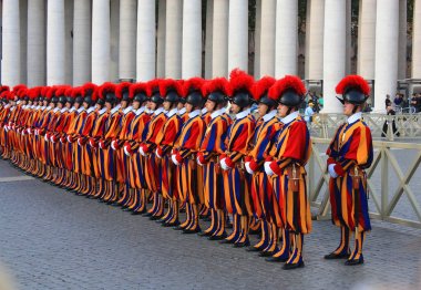 Roma - 9 Eylül 2016. İsviçreli muhafızlar Vatikan, İtalya