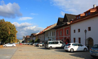 Poprad - 22 Ekim 2016. Poprad, Slovakya için Spisska Sobota (Old Town) Caddesi