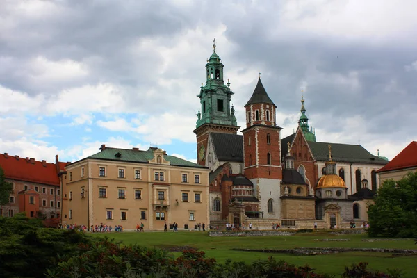 Kathedraal van Wawel kasteel in Krakau, Polen — Stockfoto
