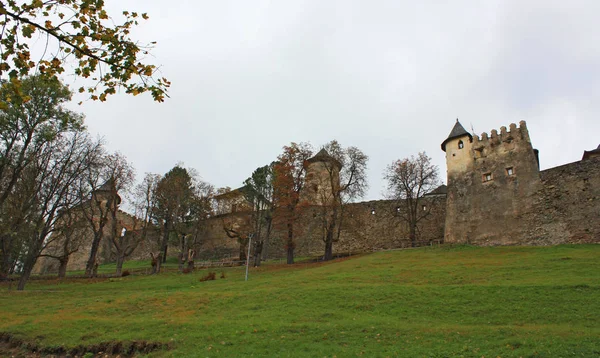 Старолюбнянский град в Словакии — стоковое фото
